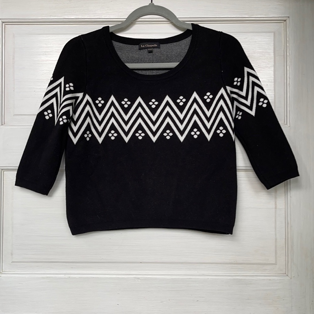 LA CHAPELLE Black with geometric detail blouse top